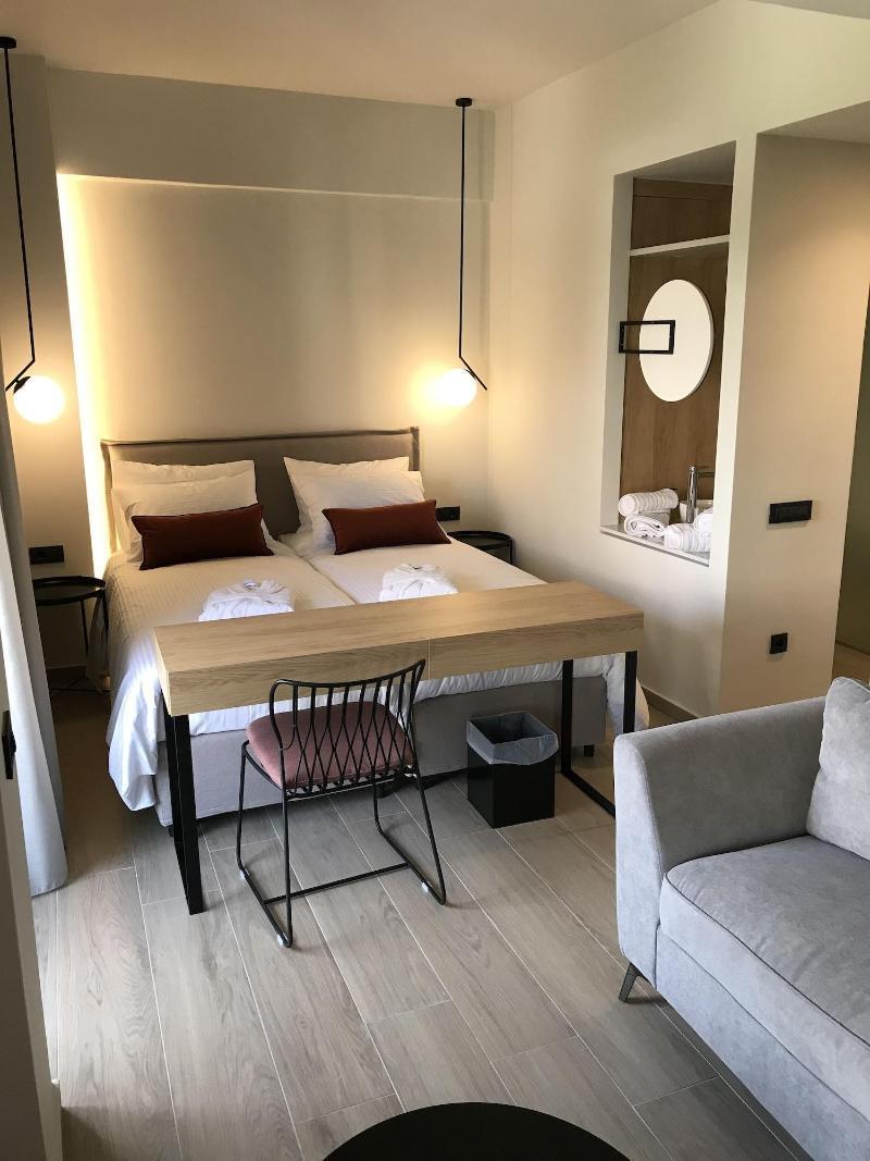 The City Hotel & Suites (Adults Only) Rethymno  ภายนอก รูปภาพ